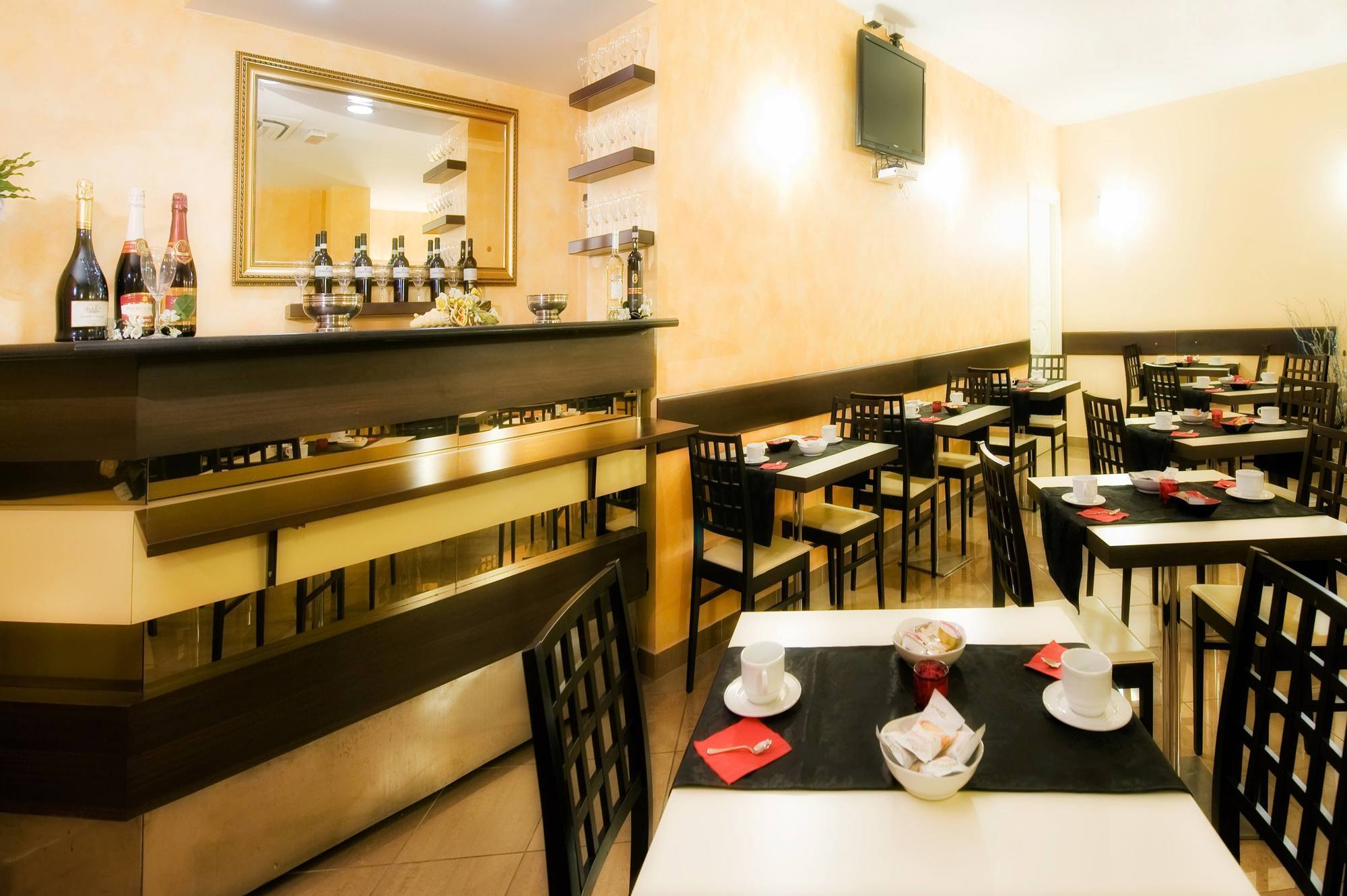 Hotel Bright روما المظهر الخارجي الصورة